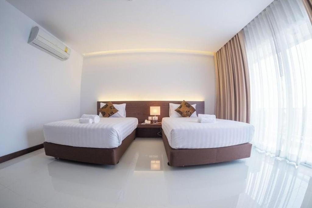 Chaisaeng Villa Sing Buri Exterior photo