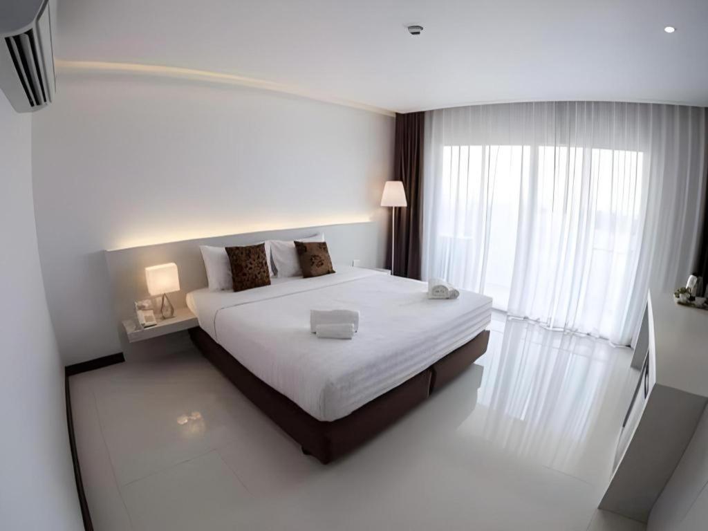 Chaisaeng Villa Sing Buri Exterior photo